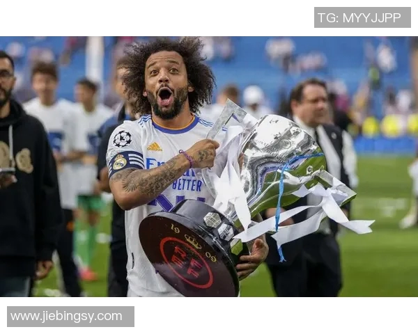 凶悍足球明星的真实身份揭秘以及他们在赛场上的传奇表现