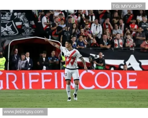 巴竞技与博卡的精彩对决结果揭晓球迷热议比赛亮点与精彩瞬间